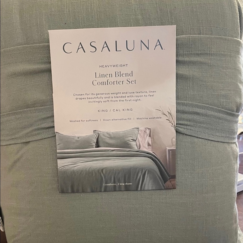 Casaluna linen comforter set